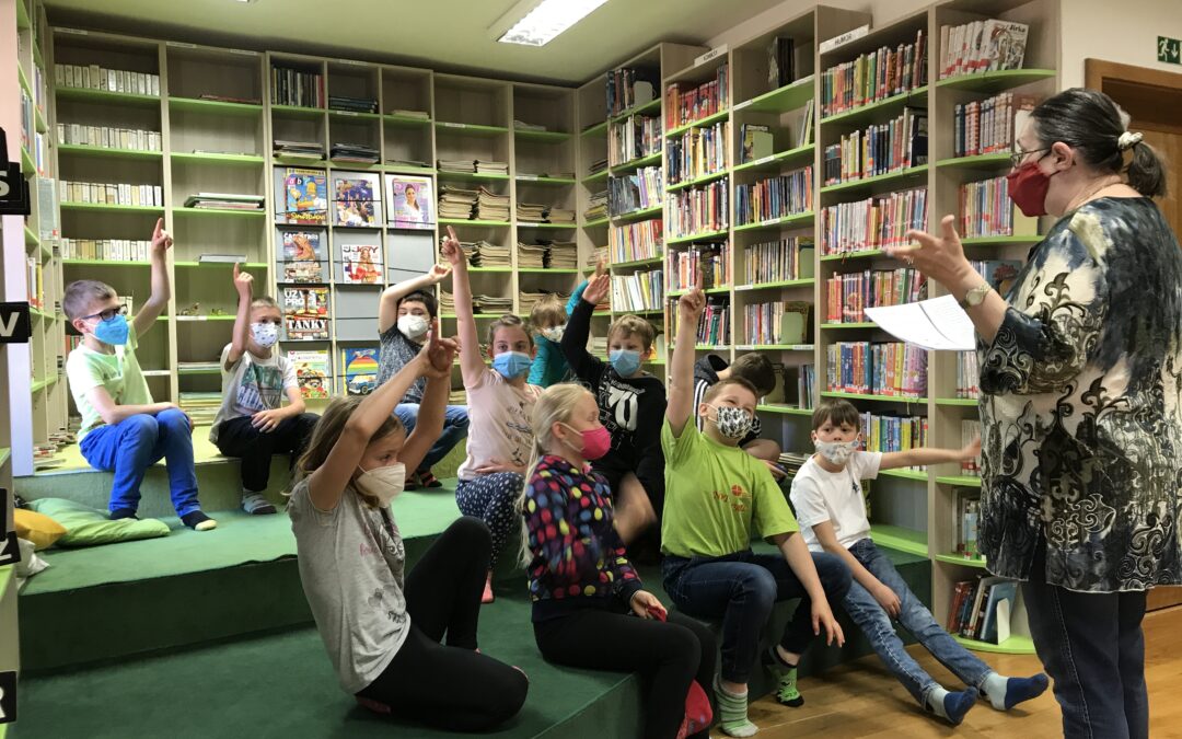 Třeťáci ve strakonické knihovně