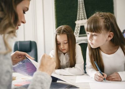 Doučování žáků škol