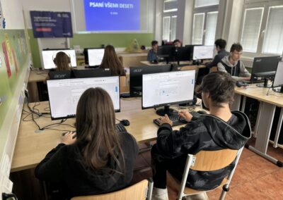 Psaní všemi deseti? žádný problém.