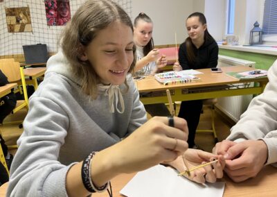 Zážitek s Krabicí geologie: Žáci objevovali svět nerostů, hornin a zkamenělých tajemství